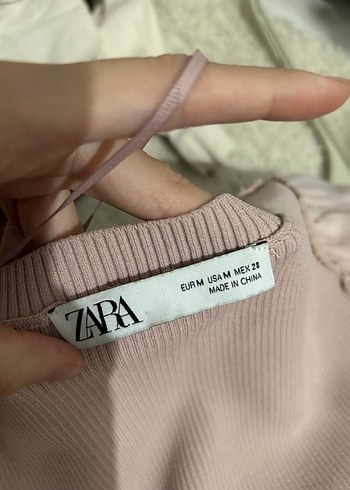 Zara Pembe Fırfırlı Uzun Kollu Triko Bluz