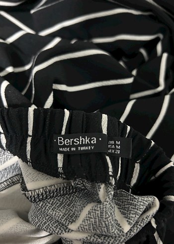 Kadın Siyah Çizgili Pilili Pantolon - Görsel 3