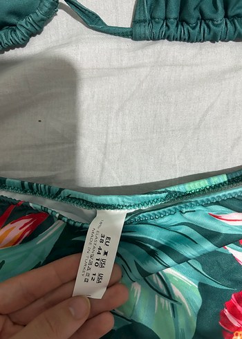Akınal Bella Bohem Tarzda Yeşil Desenli Bikini ve Pareo