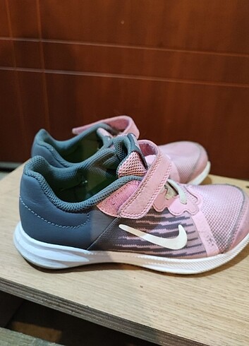 31 Beden çeşitli Renk Orjinal Nike