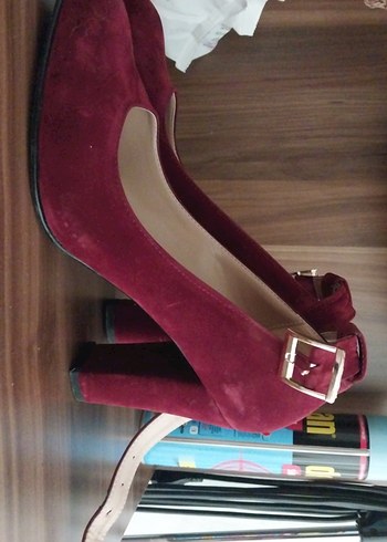 Bordo Süet Tokalı Yüksek Topuklu Stiletto