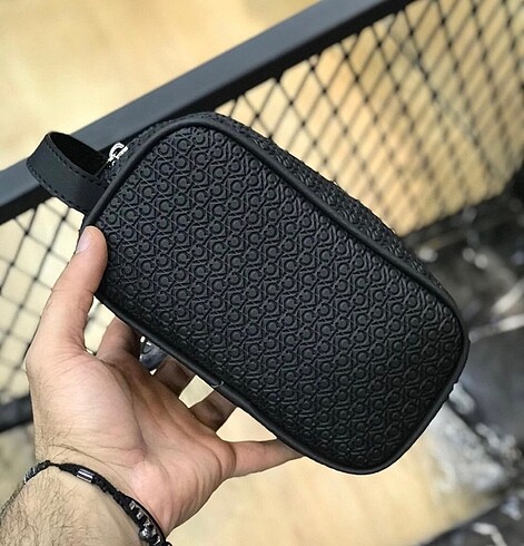 Calvin klein el çantası