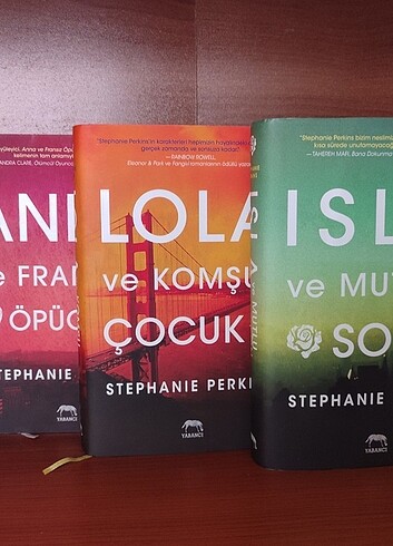 Anna Lola Isla serisi