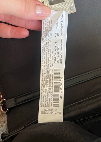 Zincir Detaylı Siyah Yılan Derisi Desenli Deri Çanta - Görsel 5