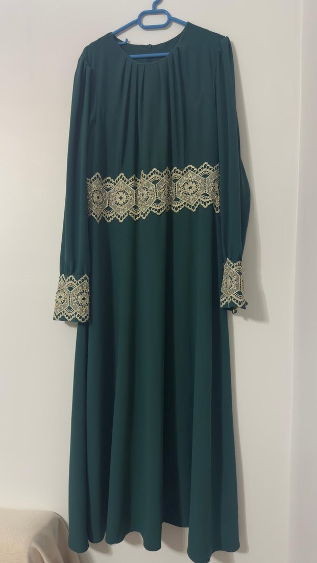 Yeşil Nakışlı Uzun Kollu Salaş Elbise - Görsel 3
