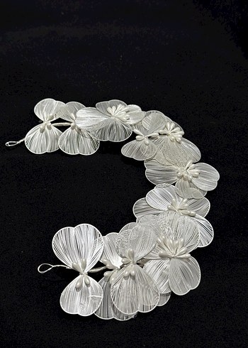 Beyaz Pilili Çiçekli Kadın Saç Aksesuarı - Görsel 4