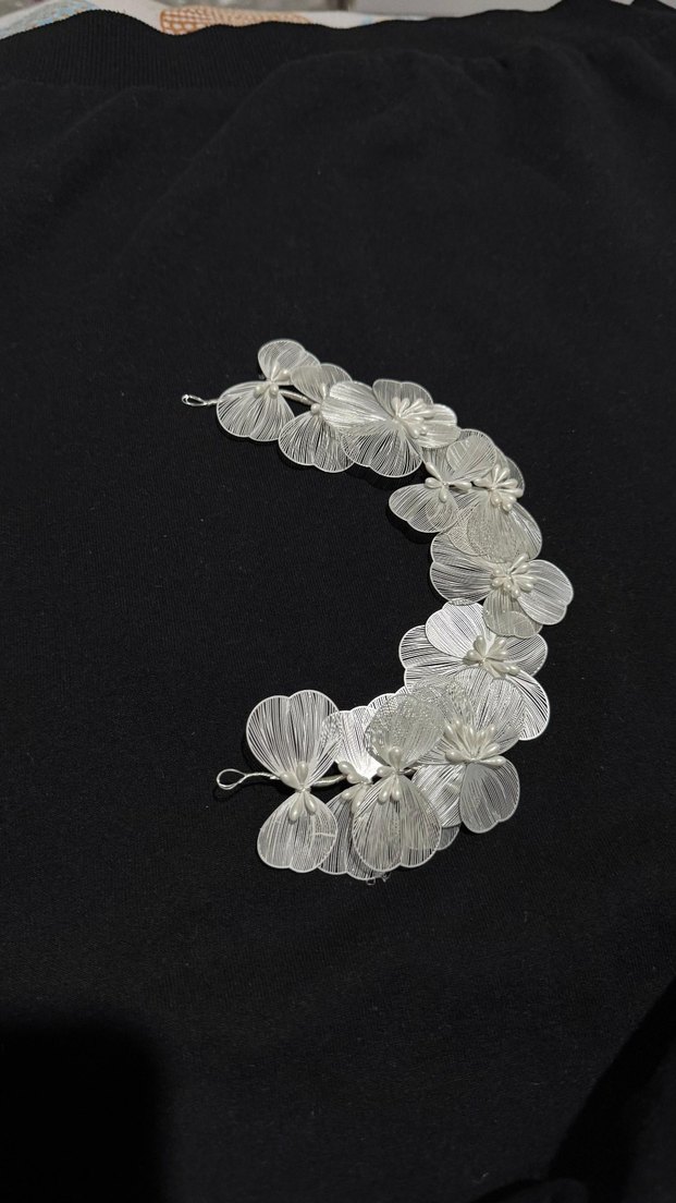 Beyaz Pilili Çiçekli Kadın Saç Aksesuarı - Görsel 3