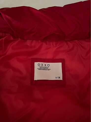 s Beden OXXO MONT