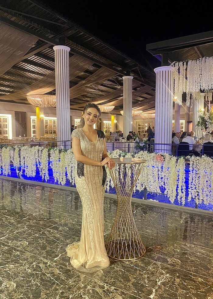 Üretimi Tek olan Kristal boncuk işlemeli ithal tasarım elbise - Görsel 3