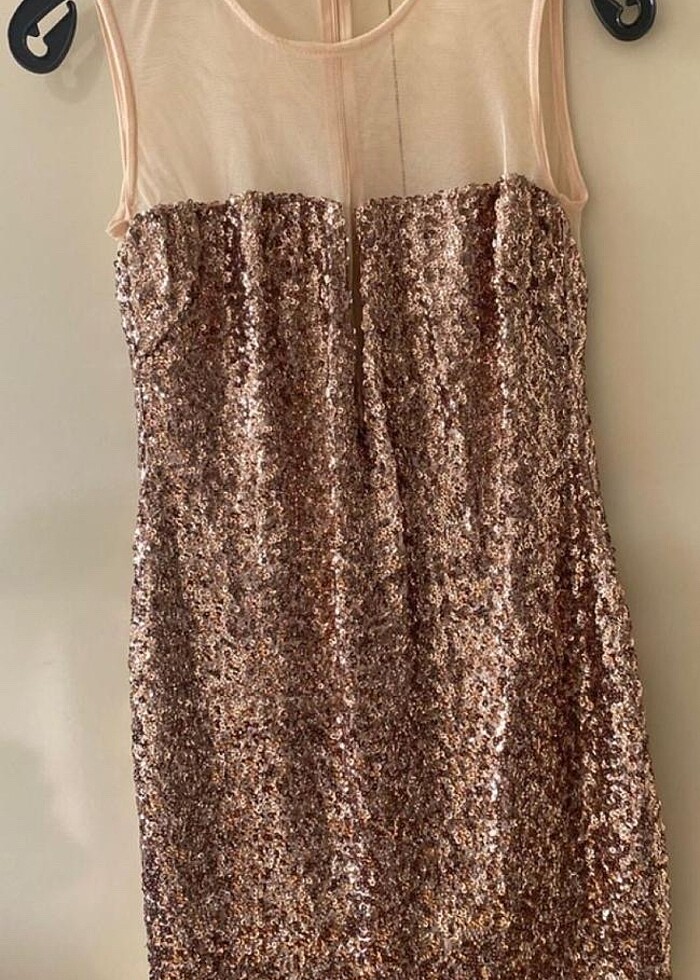 Payetli gold rengi mini gece elbisesi - Görsel 3