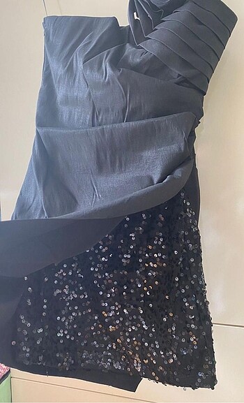 Payetli siyah tek omuz mini saten abiye - Görsel 6