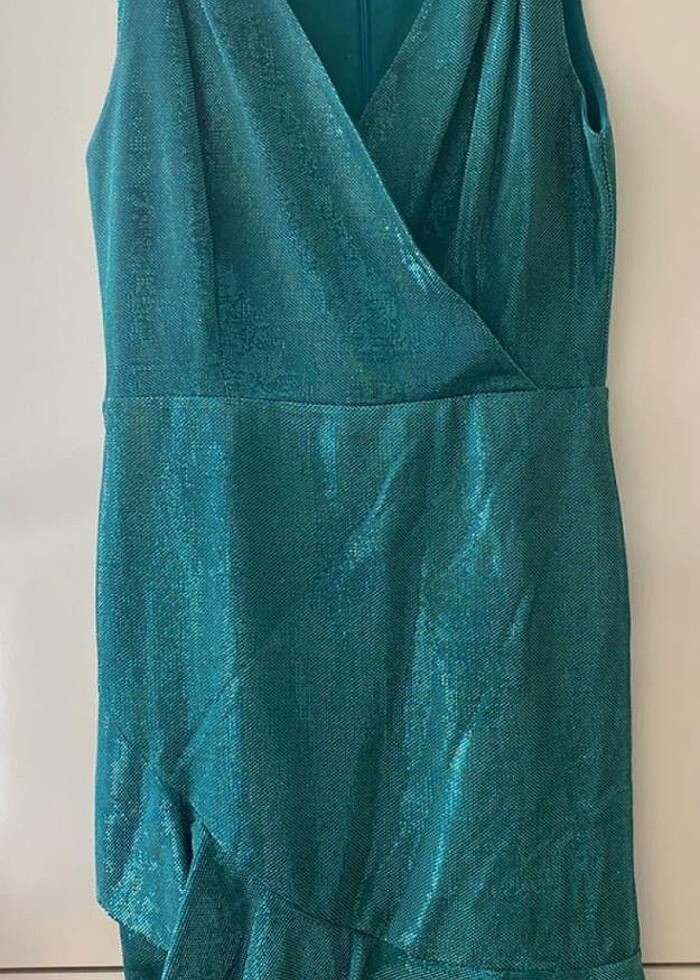 Koton yeşil parlak kumaş gece elbisesi - Görsel 5