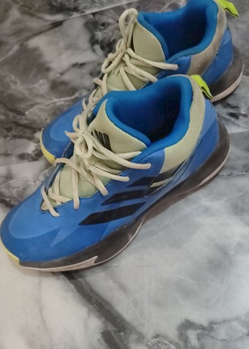 Adidas orijinal spor ayakkabı