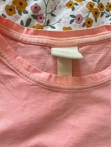 H&M Pembe eskitme tshırt