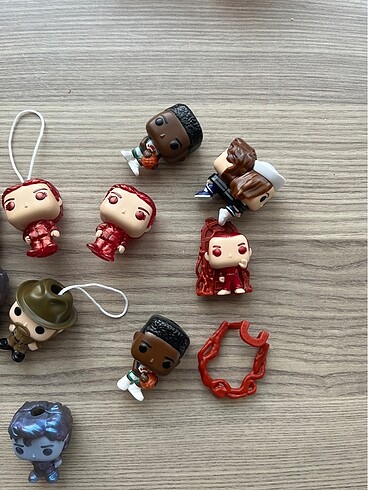 Stranger things kinder koy - Görsel 2