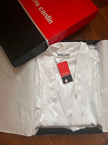 PİERRE CARDİN M BEDEN 6 PARÇA GECELİK TAKIMI