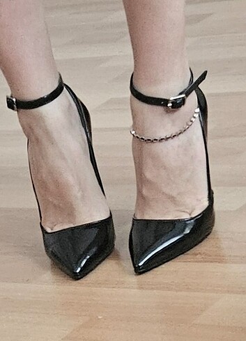 RUGAN siyah stilletto ayakkabı