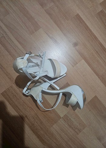 Beyaz Stiletto Topuklu Kadın Abiye Ayakkabı - Görsel 6