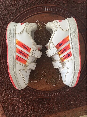 Adidas adidas çocuk ayakkabısı
