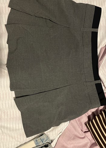 Bershka Gri Kemerli Mini Etek