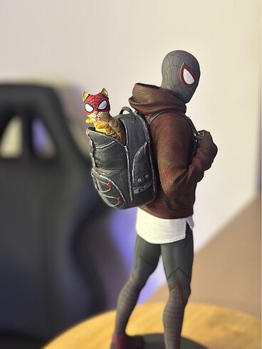 Spider-Man Miles Morales figür