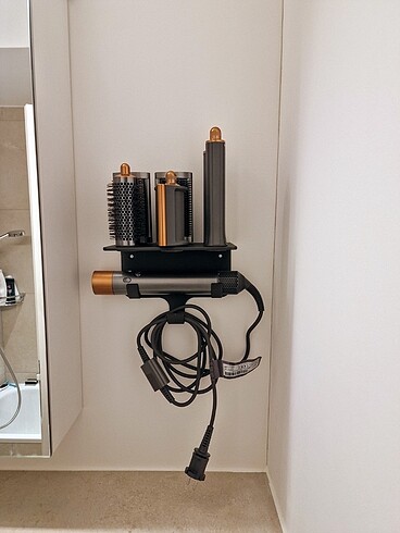 Dyson Airwrap standı