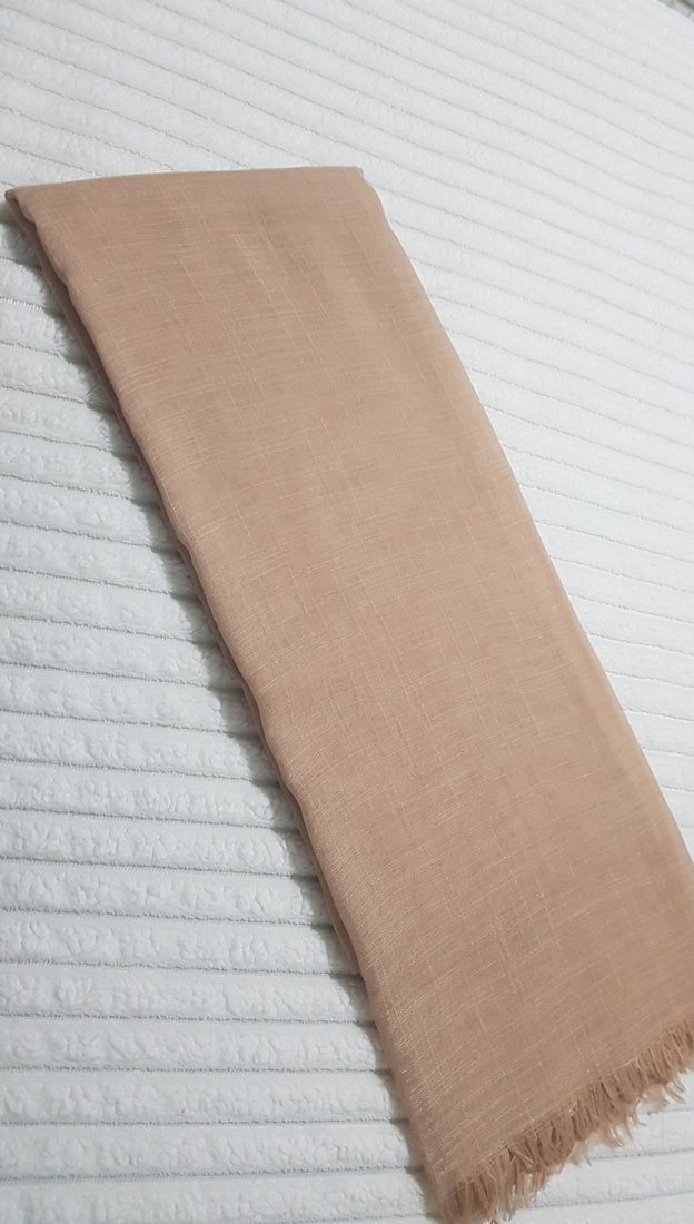Bej Kadın Şal - Görsel 2