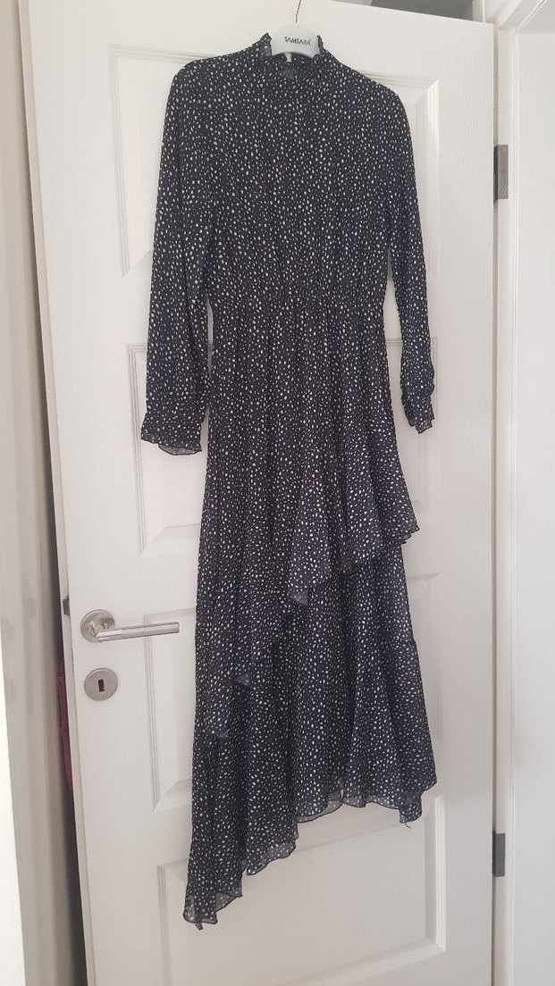 Kemerli Siyah Beyaz Midi Elbise - Görsel 2