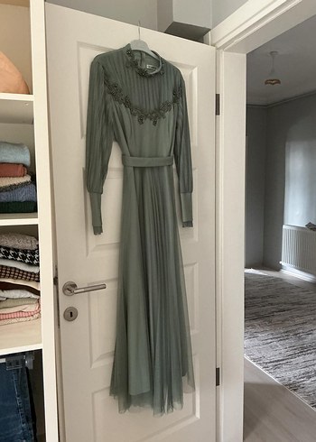haki-yeşil Uzun Kollu Piliseli Abiye Elbise - Görsel 5