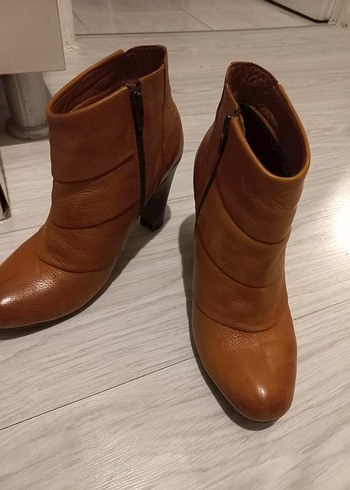 Kahverengi Deri Kadın Topuklu Bot - Görsel 5