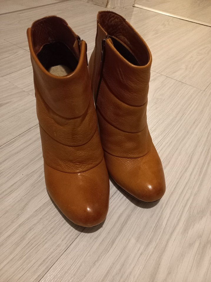 Kahverengi Deri Kadın Topuklu Bot - Görsel 3