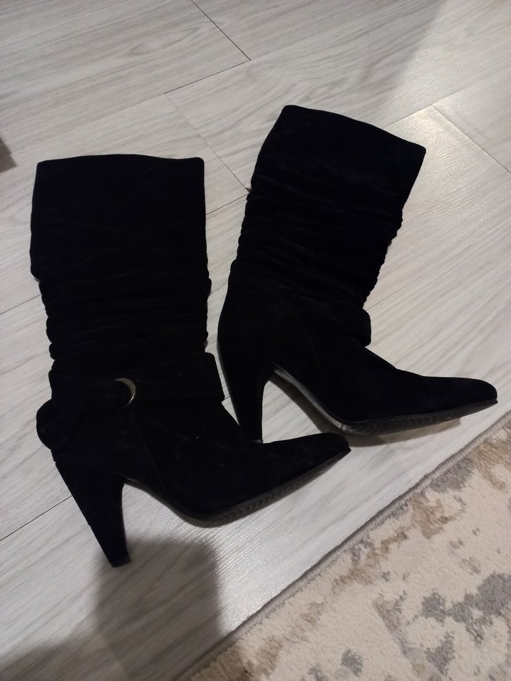 Siyah Süet Tokalı Dizüstü Stiletto Çizmeler - Görsel 3