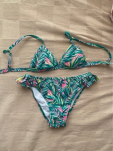 Kız çocuk bikini