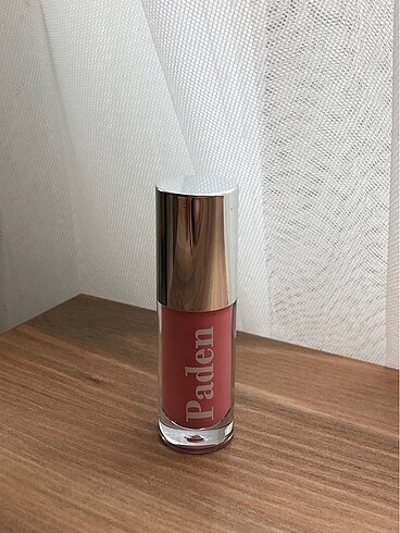 Paden Rabbit Tongue Lip Gloss