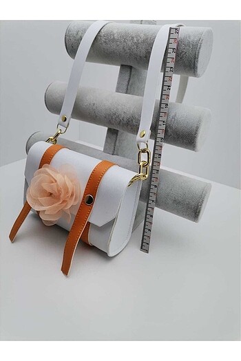 Zara Turuncu çiçek detaylı askılı çanta