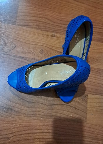 Mavi Dolgu Topuklu Kadın Ayakkabı - Görsel 2
