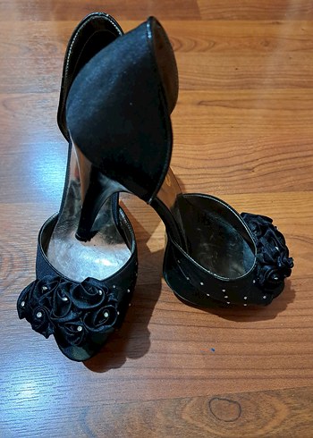 Siyah saten yüksek topuklu,abiye ayakkabı. - Görsel 2
