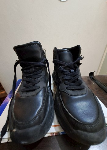 Siyah Kadın Günlük Bot - Görsel 3