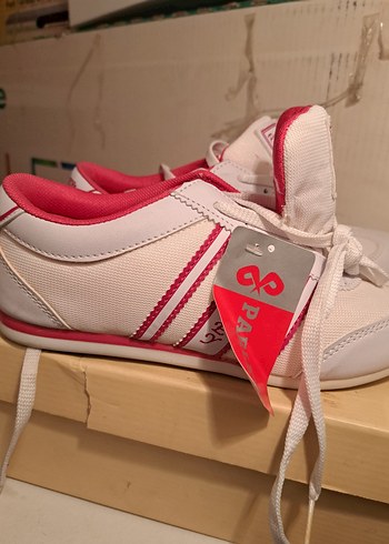 Beyaz Parley Çocuk Spor Ayakkabı - Görsel 2