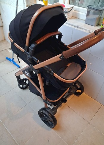 Diğer Koyu Kahverengi Bebek Arabası
