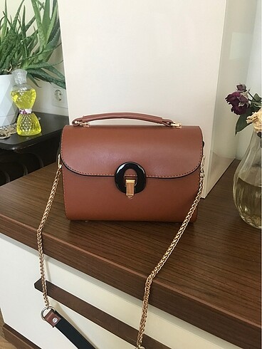 Furla Kol çantası (gerçek ahşap, butik ürünü