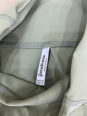 xs Beden haki Renk Stradivarius Kısa spor tayt