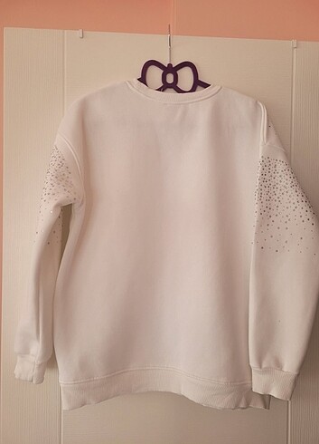 s Beden Taş Detaylı Sweatshirt