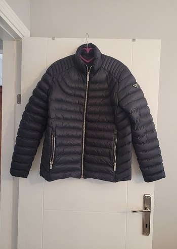 Prada A Plus Mont.