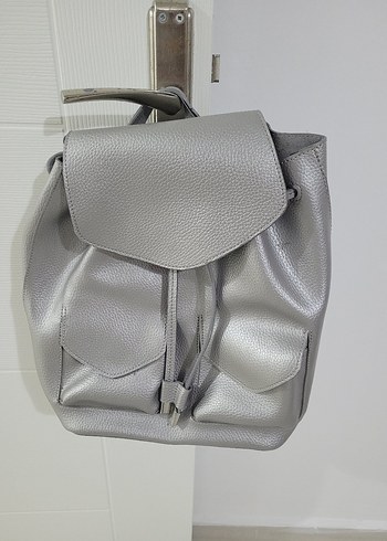 Elle Sırt Çantası - Görsel 2