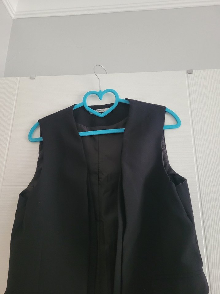 Kadın Siyah Yelek - Görsel 3