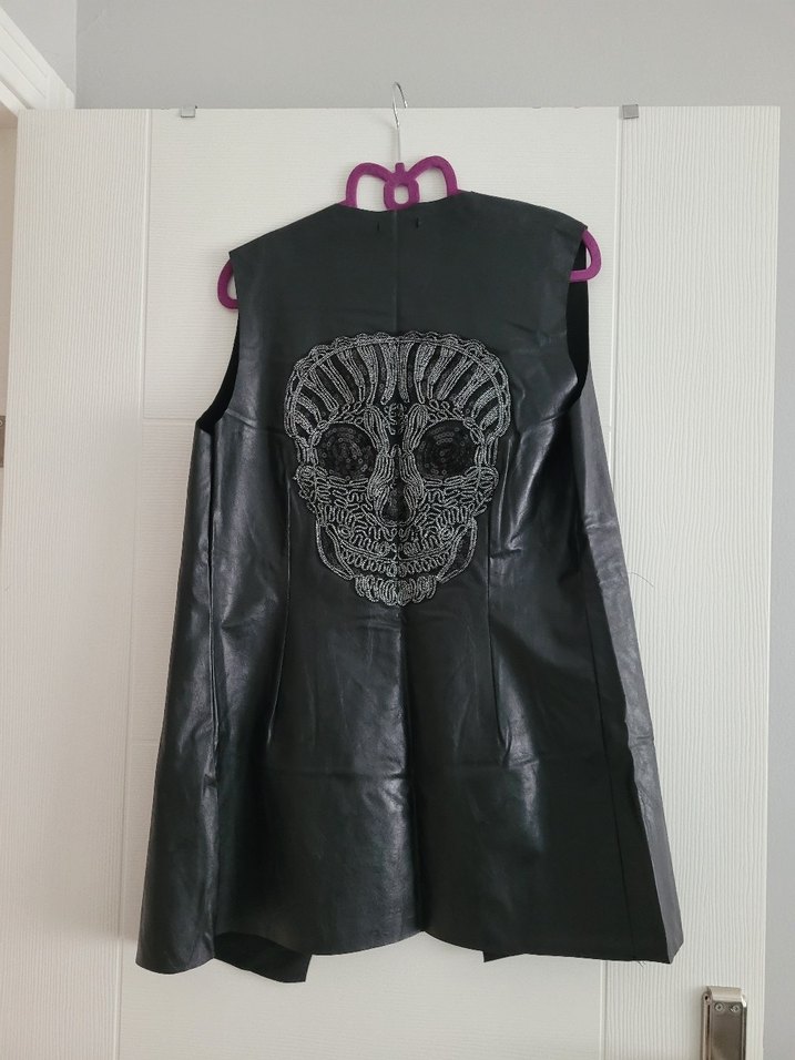 Kuru Kafa Detaylı Yelek - Görsel 2