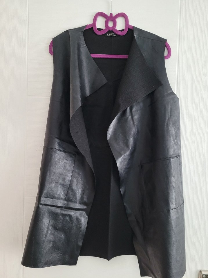 Kuru Kafa Detaylı Yelek - Görsel 3