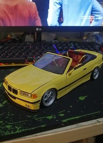 1:18 MAİSTO E36 CABRİO DİECAST 
