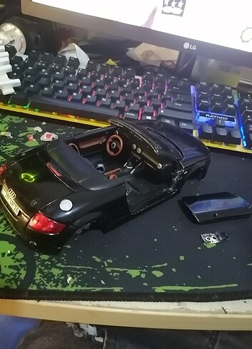 Beden Renk 1:18 MAİSTO AUDİ TT DİECAST